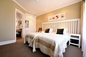 Bed and breakfast near NMMU